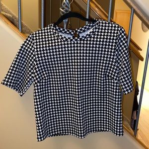 2/$20 ❤️ - SHIRT | Women’s brand N/A size small